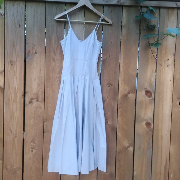 CLEARANCE XS H&M Sky Blue Dress with Circle Skirt - Picture 1 of 6